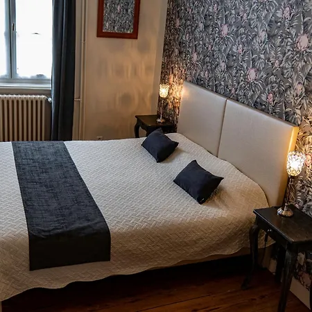 Couette-café La Maison Duffour 3*