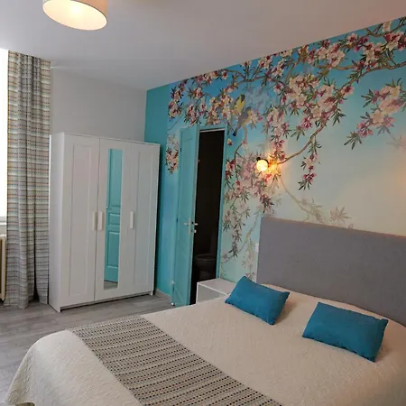 Couette-café La Maison Duffour 3*