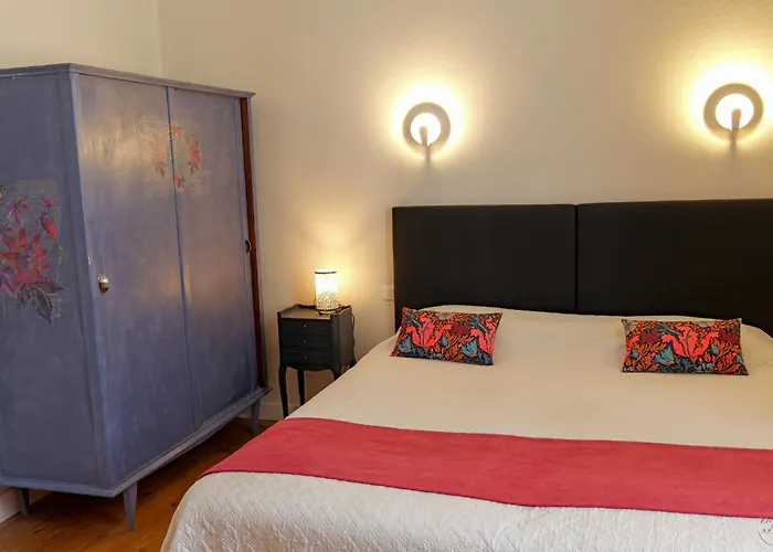 La Maison Duffour D'hotes Avec Petit Dejeuner فندق مبيت وإفطار Tonneins