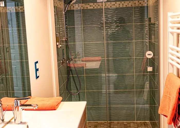 La Maison Duffour D'hotes Avec Petit Dejeuner فندق مبيت وإفطار Tonneins