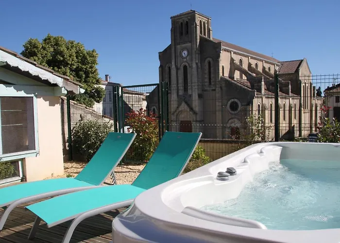 La Maison Duffour D'hotes Avec Petit Dejeuner فندق مبيت وإفطار